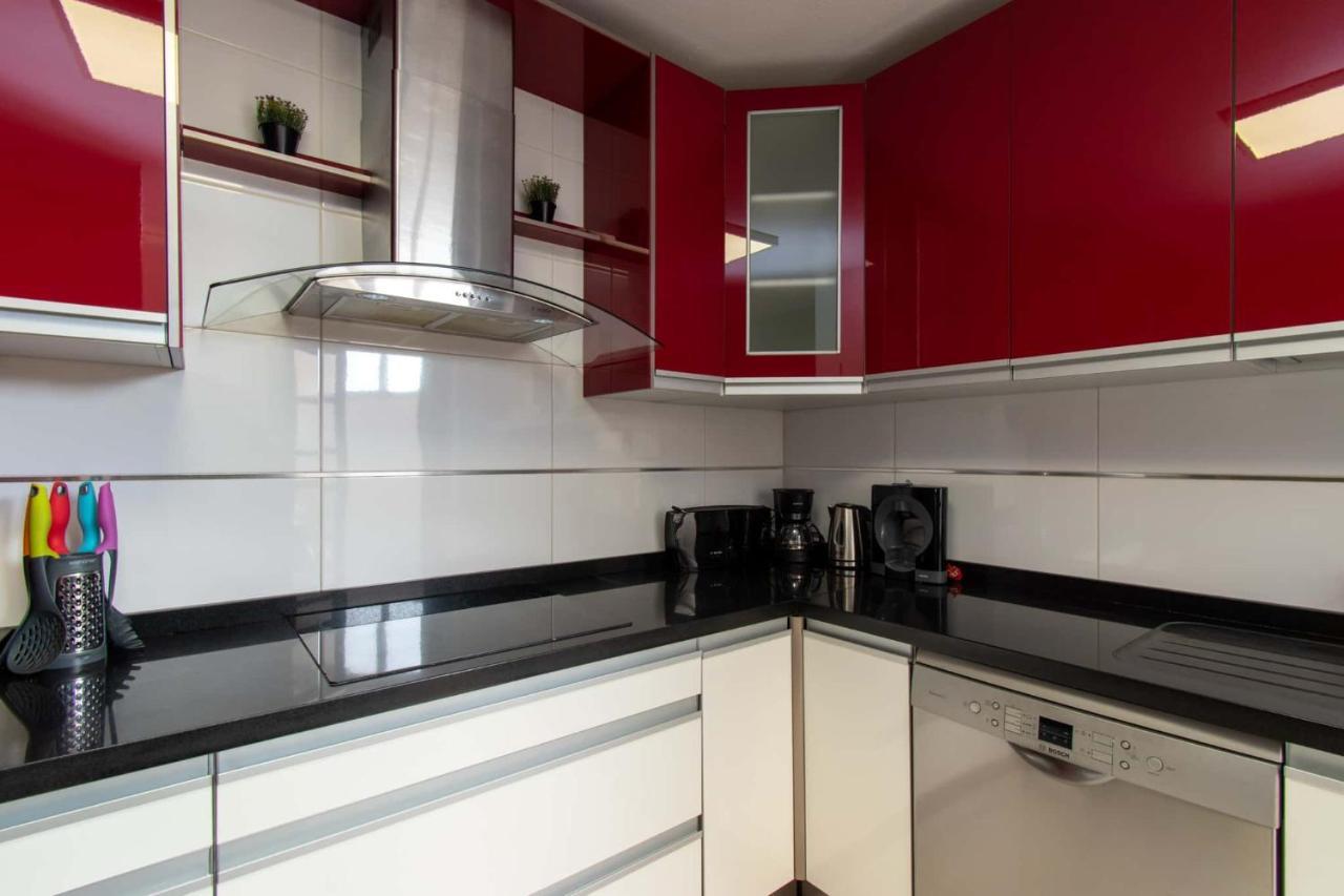 Duplex In Playa De Las Americas-Center Экстерьер фото